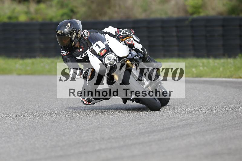 /53 16.09.2025 Track Day Domi Aegerter ADR/Gruppe rot/1